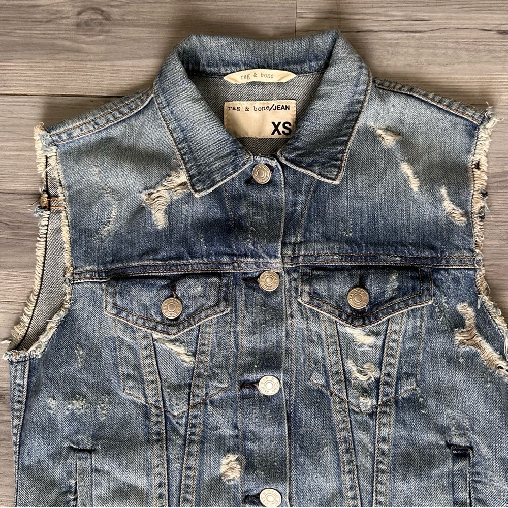 Rag & Bone JEAN Denim Vest Size XS Women’s Pockets Distressed Punk Skater Rocker - Picture 4 of 7
